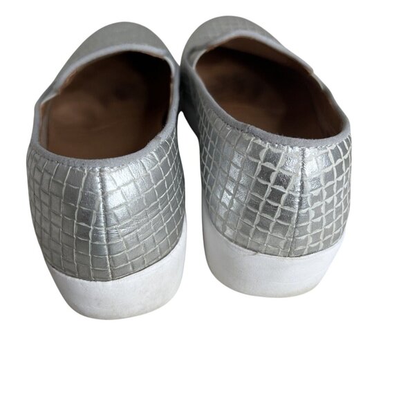 Fitflop Womens Silver Slip-On Sneakers Size 8 Croc Embossed - Picture 5 of 6